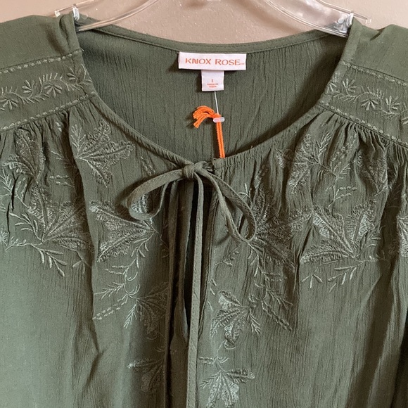 Knox Rose NWT army green blouse - Picture 2 of 6